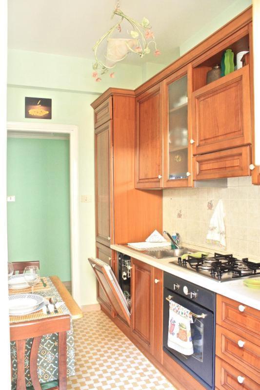 Apartment At Colosseo With Terrace Overlooking The Garden By Lyon Ρώμη Εξωτερικό φωτογραφία